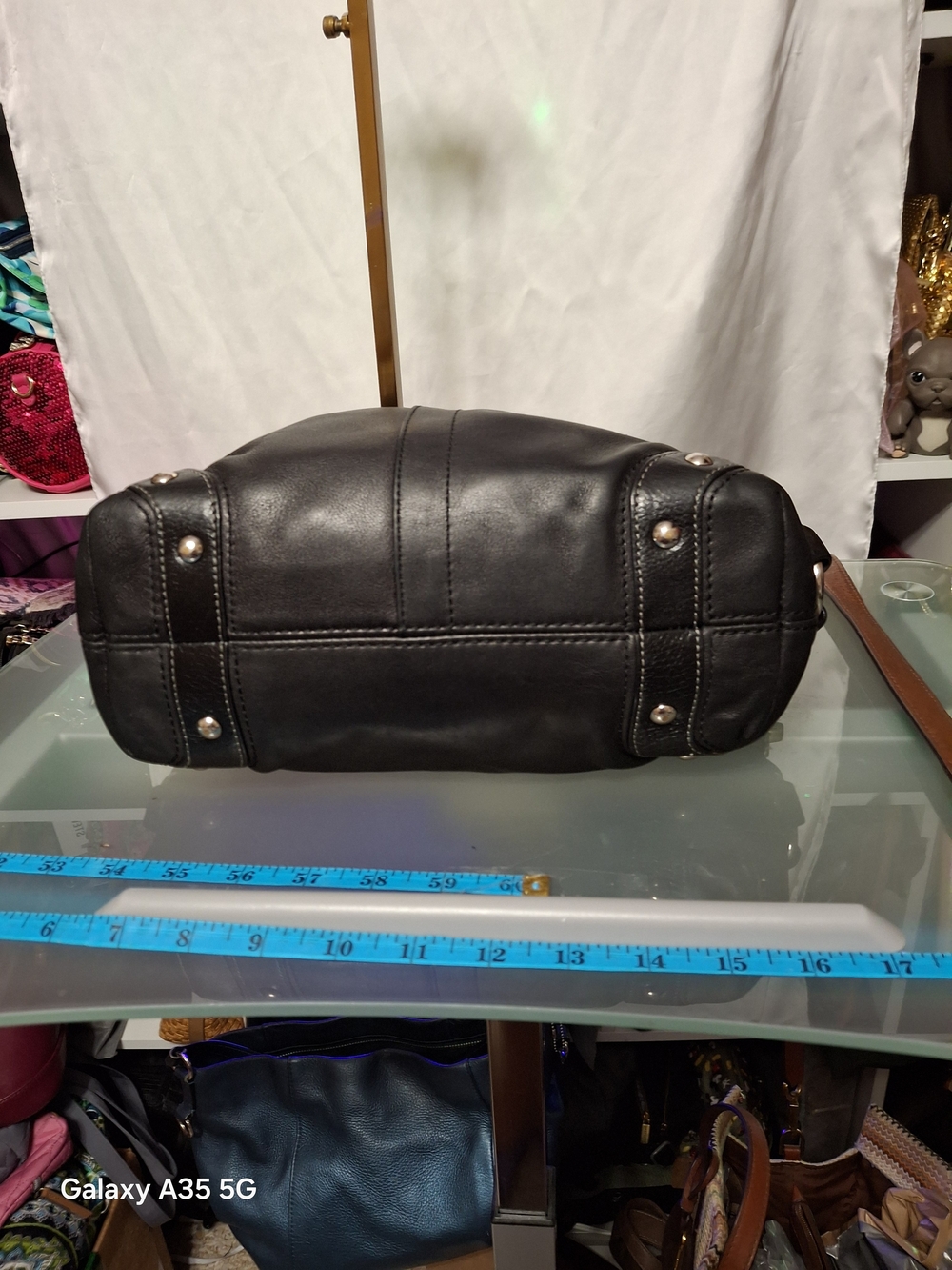 Coach Carly Classic Black Leather Hobo Shoulder Bag - Timeless Everyday Style - Picture 8 of 16